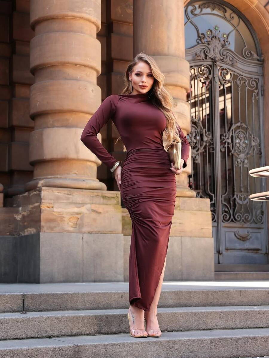 Premium Women's Long Dress With Long Sleeves, High Neck, Gathered Drape Detail, Fitted To The Body, Elegant And Sophisticated With A Side Slit, Luxury Fashion, For Parties, Weddings, Graduations, Bridesmaids, And Dinners. - 鏽棕色 - 查看 1