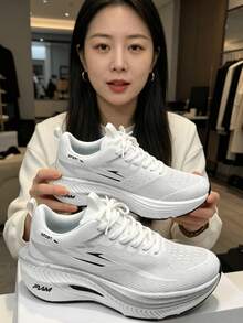 Giày chạy bộ Marathon nam công nghệ tấm carbon, giày thể thao marathon nhẹ, giảm sốc, giày chạy bộ thể dục sợi carbon dành cho thanh thiếu niên, giày chạy bộ thể thao thường ngày thời trang, thoáng khí, chống trượt, bền bỉ, đế mềm, màu gradient cổ điển. - trắng - Xem 3
