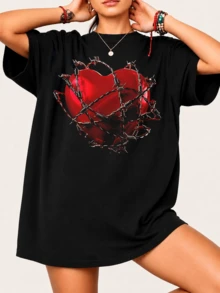 2026 Gothic Punk Style T-Shirt With A 3D Red Heart Design And Barbed Wire, Perfect For Fans Of Dark And Alternative Fashion. - Black - View 1