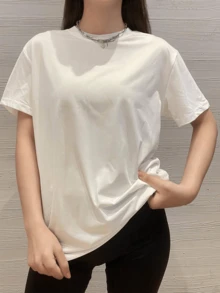 Printed T-Shirt With The Word "Teacher" In Colors, A Rainbow, An Apple, And Qualities That A Teacher Has Around It, This With A Glitter Style But It Is Printed, Colorful, Cute, Casual T-Shirt, Round Neck, Short Sleeve, Ideal To Wear To School Or Work, Loose, Fashionable, For Everyday Use. - 白色 - 查看 2