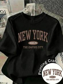 Text Featuring Words Inspired By The Energy Of New York And Brooklyn, Evoking The Strength And Dynamism Of The Big City With A Modern Urban Feel. Comfortable And Versatile Casual Women's T-Shirt - 黑色 - 查看 8