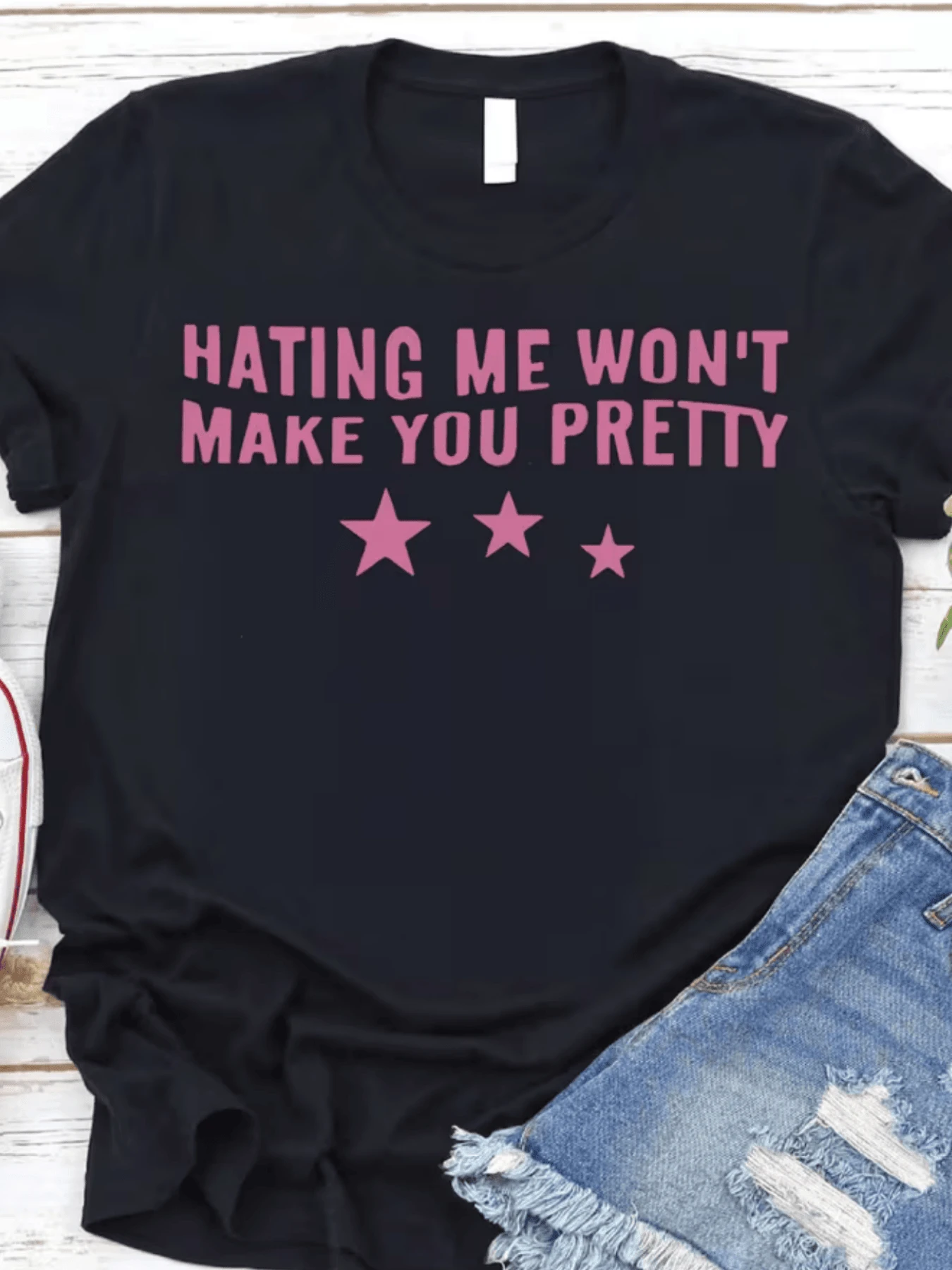 Motivational Phrase Expressing Confidence And Self-Esteem With Pink Lettering And Three Stars That Inspire Inner Strength And Authentic Beauty. Comfortable, Modern Casual Women's T-Shirt - 黑色 - 查看 1