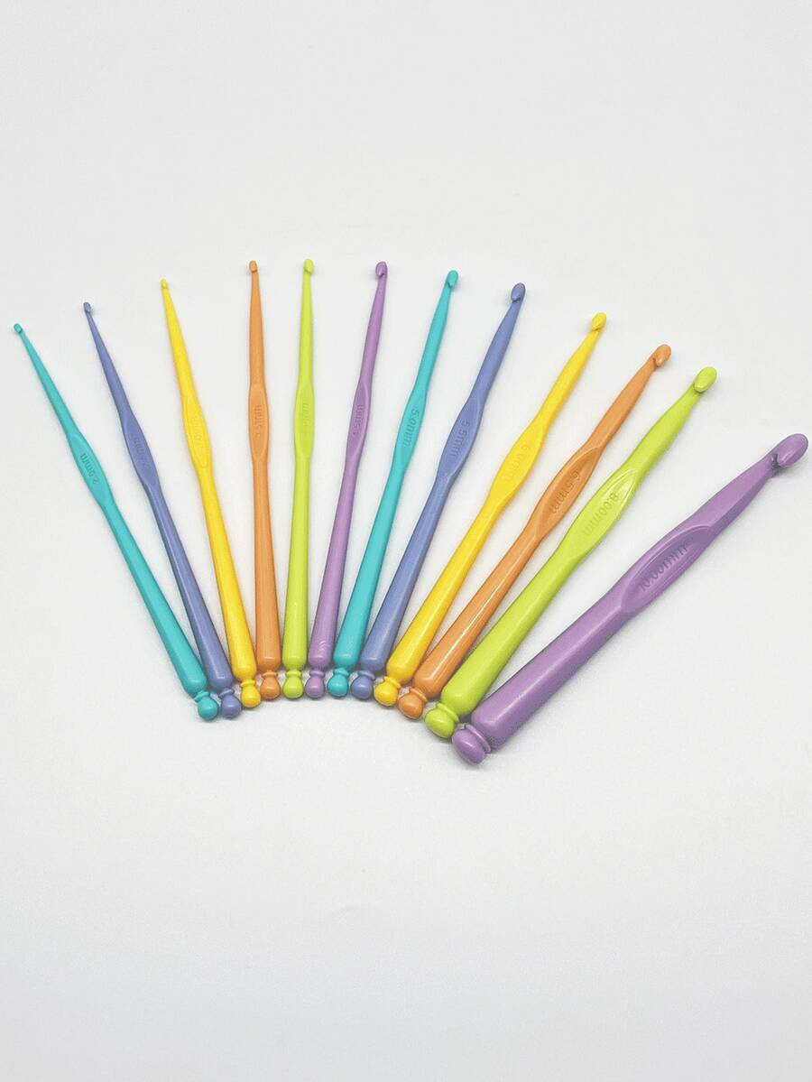 12pcs Candy Color Plastic Crochet Hook Set, 2.0-10.0mm Smooth Plastic Crochet Needles, Women's DIY Home Decor Handmade Craft Tools, Suitable For DIY Doll Clothes And Home Decor - Crochet Hook - View 1