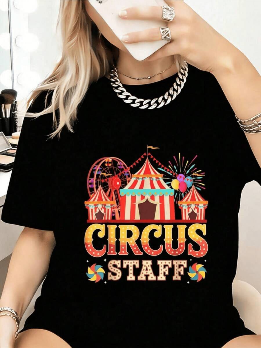 Carpas coloridas con luces brillantes que evocan la alegría del circo y la diversión de un festival nocturno con globos y ruedas divertidas camiseta de mujer casual cómoda para diario - Negro - Ver 1