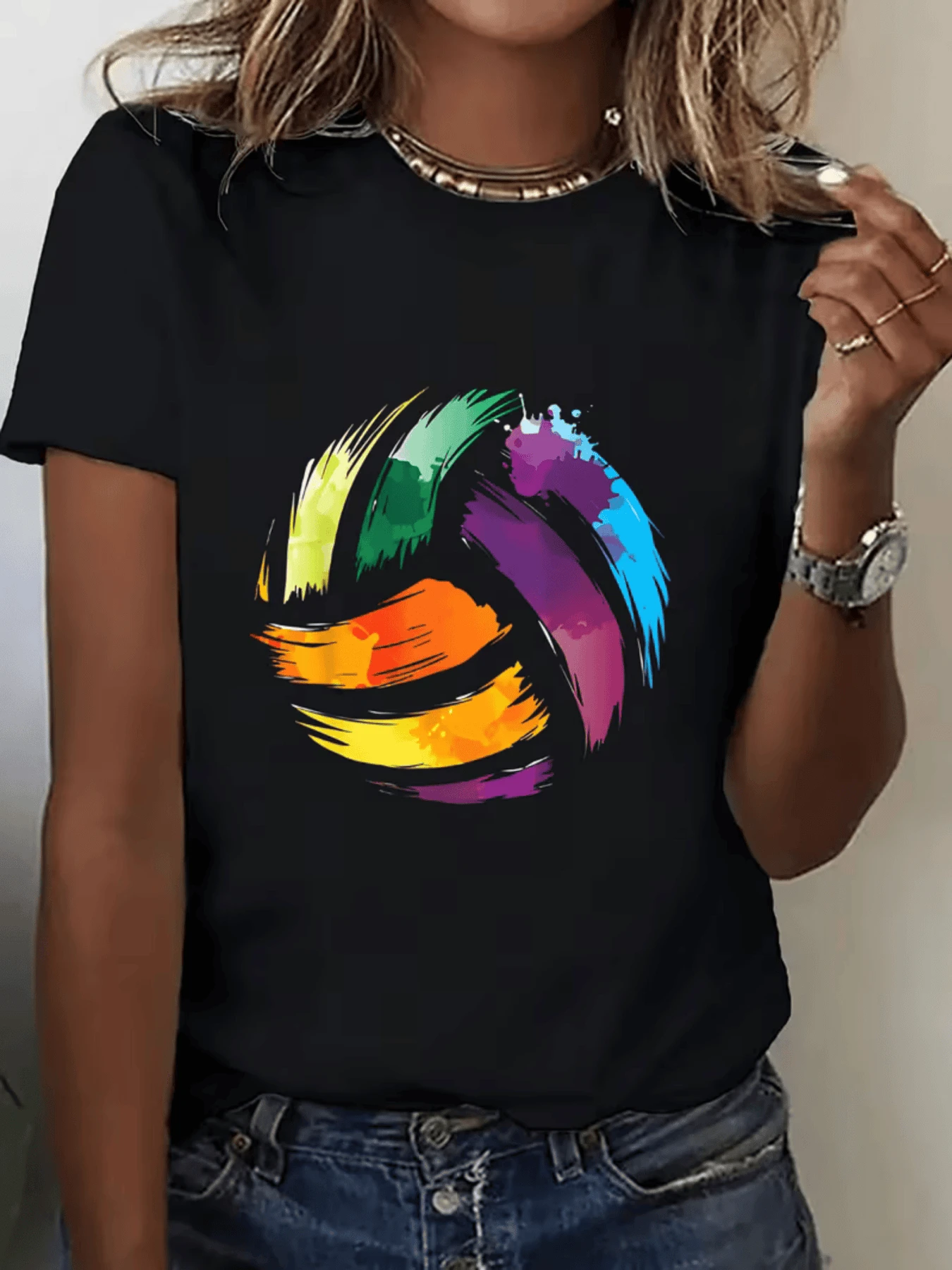 Circle Of Energy Created With Multicolored Brushstrokes Symbolizing Strength, Passion And Movement In Balance. Women's Casual, Modern And Comfortable T-Shirt For Everyday Wear - 黑色 - 查看 1