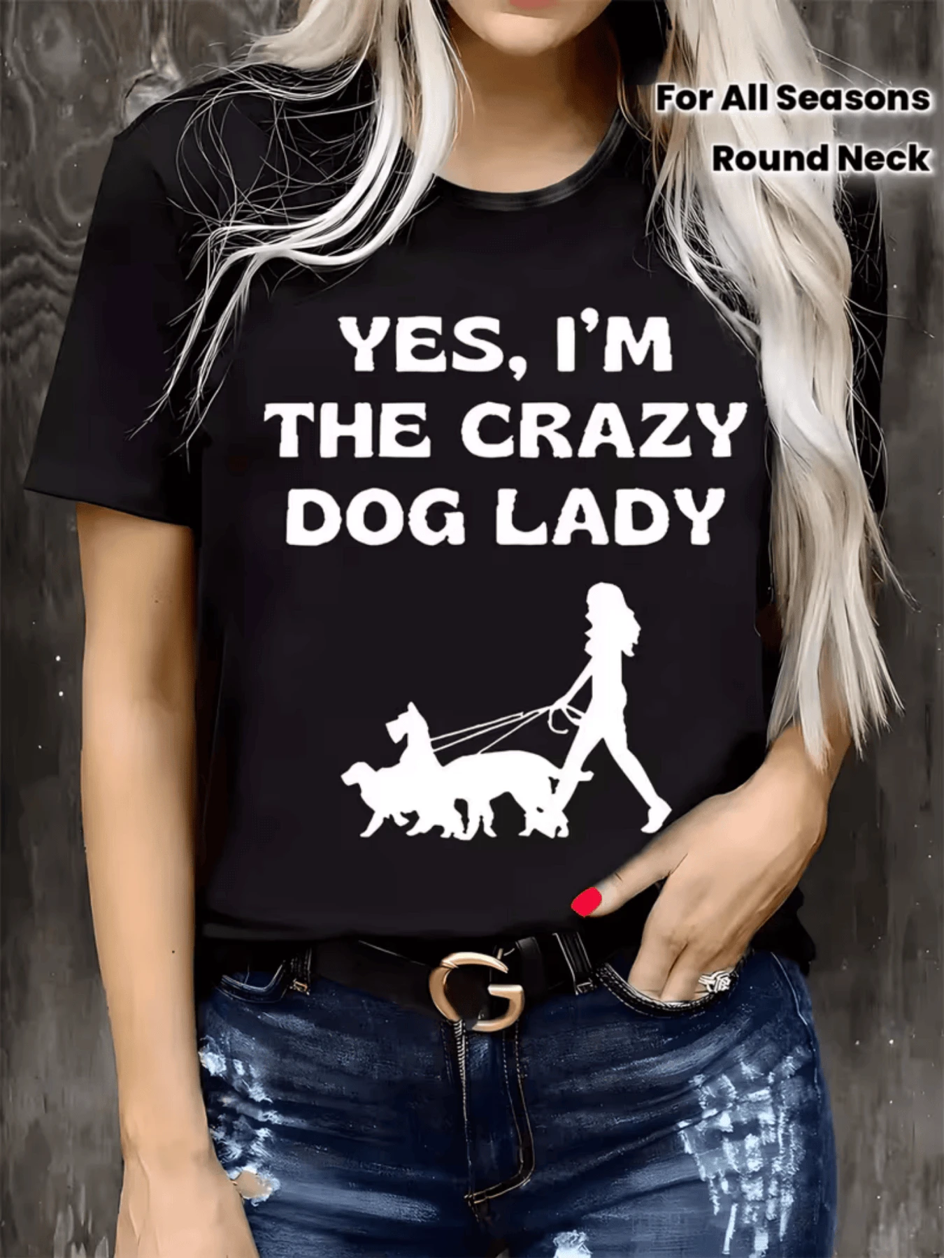 Mujer paseando varios perros con actitud alegre representando amor y energía hacia los animales en una escena divertida y moderna camiseta de mujer casual cuello redondo para todas las temporadas - Negro - Ver 1