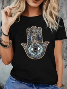 Protective Hand With Blue Eye, Symbol Of Positive Energy And Spiritual Balance, Inspired By Ancient Amulets And Sacred Patterns. Women's Casual, Modern, Comfortable T-Shirt For Everyday Wear. - 黑色 - 查看 8