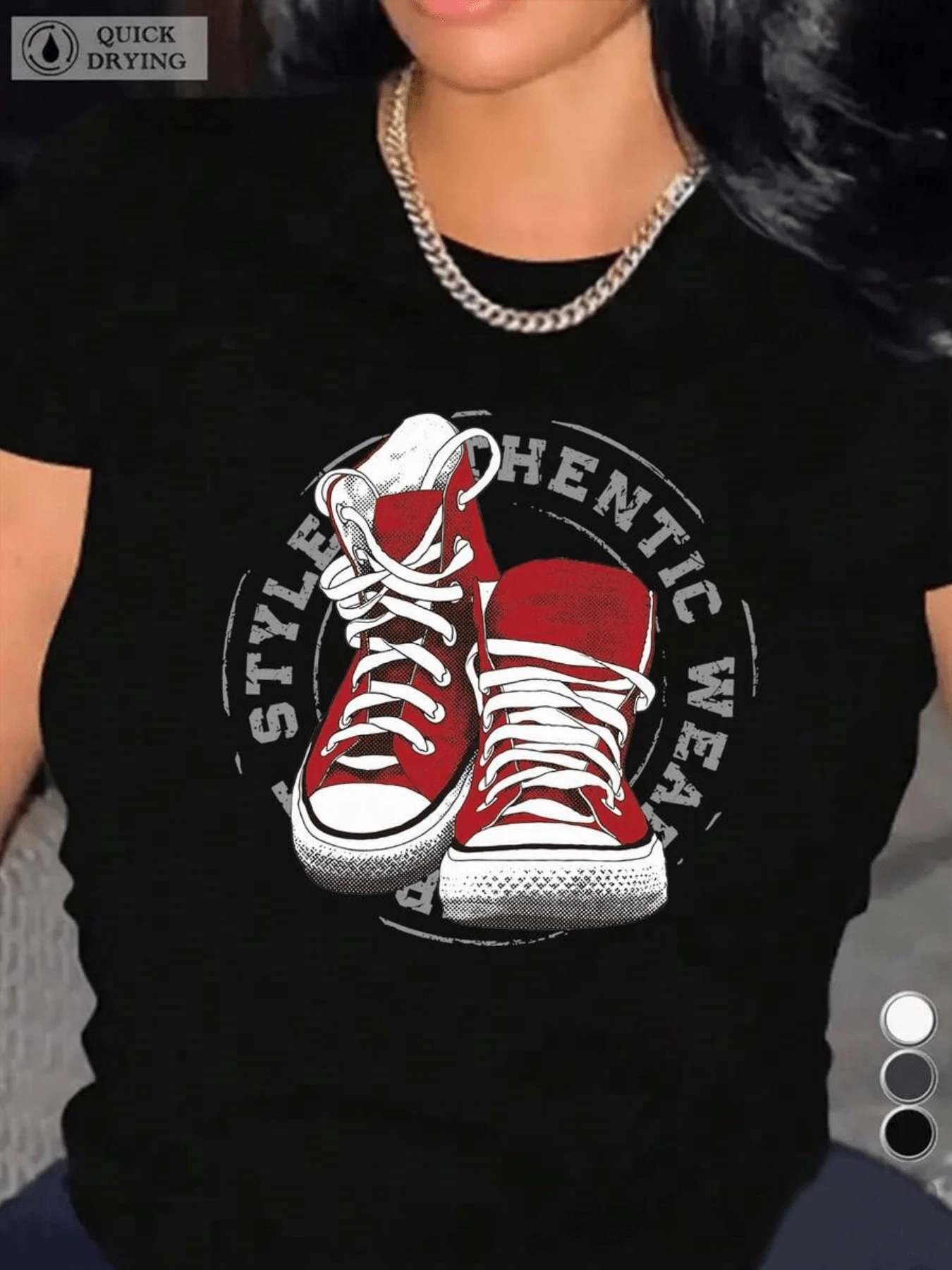 Two Crossed Red Sneakers Representing Youthful Energy And Movement With Authentic Textured Lines That Evoke Freedom And Urban Attitude; A Comfortable, Quick-Drying, Casual Women's T-Shirt For Everyday Wear - 黑色 - 查看 1