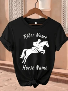 Rider In Mid-Leap On A Powerful Horse Symbolizing Freedom, Inner Strength, And The Connection Between Humankind And Nature. Women's Casual, Modern, Comfortable T-Shirt For Everyday Wear. - 黑色 - 查看 1