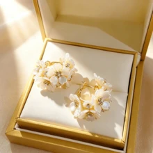 JOJELOO 1Pair White Shell Flower Earrings, Gold Plated With Sparkling Rhinestone, Delicate Floral Studs For Women, Great For Wedding & Daily Wear - Earrings - View 3
