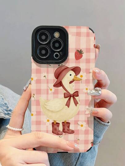 1个新款时尚优雅红帽鸭草莓图案防震保护手机壳，适合日常使用，可作为礼物送给亲朋好友，兼容 17/17 Air/17 Pro/17 Pro Max、16/16 Plus/16 Pro/16 Pro Max、15/15 Plus/15 Pro/15 Pro Max、14/14 Plus/14 Pro/14 Pro Max、13/13 Pro/13 Pro Max、12/12 Pro/12 Pro Max、11/11 Pro/11 Pro Max