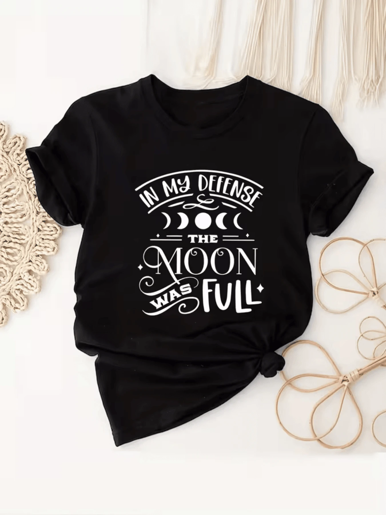 Phrases About The Full Moon That Evoke Mystery, Connection With Night Cycles And Spiritual Energy, Reflecting A Magical Mood On A Modern, Comfortable Casual Women's T-Shirt For Everyday Wear - 黑色 - 查看 1