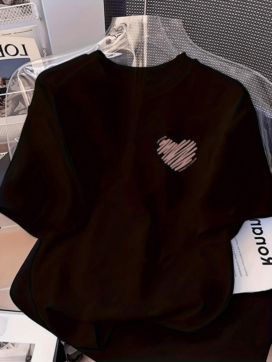Corazón trazado simboliza amor sincero y energía positiva reflejando la calidez del alma y confianza personal camiseta de mujer casual cómoda y moderna para uso diario - Negro - Ver 1