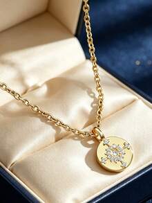 Women's Gold-Plated Smooth Round Snowflake Zirconia Pendant Necklace (O-Chain), Exquisite Minimalist Style, Suitable For Daily Commute And Workwear, An Ideal Gift For Fashion Enthusiasts - Gold - View 2