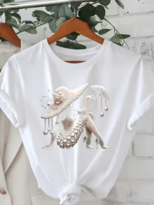 An Elegant Figure Formed By Pearls Depicts A Sophisticated Woman With A Large Hat, High Heels, And Sparkling Accessories, Showcasing Timeless Elegance And Beauty. A Modern, Comfortable, And Stylish Casual Women's T-Shirt. - 白色 - 查看 1