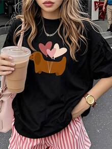 A Brown Dachshund Holds Three Heart-Shaped Balloons Symbolizing Tenderness, Joy, And Pure Love-Perfect For Conveying Affection And Optimism. A Modern And Comfortable Casual Women's T-Shirt. - 黑色 - 查看 8