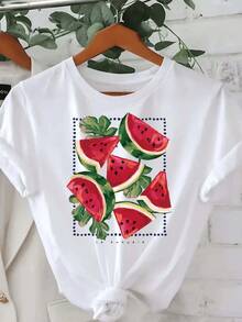 Slices Of Watermelon With Vibrant Colors That Evoke Freshness, Joy And The Taste Of Summer, Surrounded By Green Leaves That Convey Vitality And Energy. Comfortable Casual Women's T-Shirt For Everyday Wear - 白色 - 查看 1