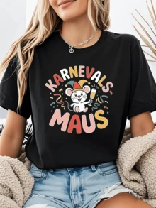 Ratón festivo con sombrero de carnaval rodeado de serpentinas y copa que transmite alegría celebración y energía positiva para días de fiesta camiseta de mujer casual cómoda para uso diario - Negro - Ver 1