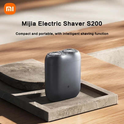 Xiaomi 米家小米电动剃须刀S200，轻巧便携，方便旅行携带。触控式剃须，全身防水，弧形网状刀头，磁吸式可拆卸刀头，配备450mAh大容量电池，单次使用时间长达60分钟。是理想的情人节礼物，采用月岩灰便携包装。