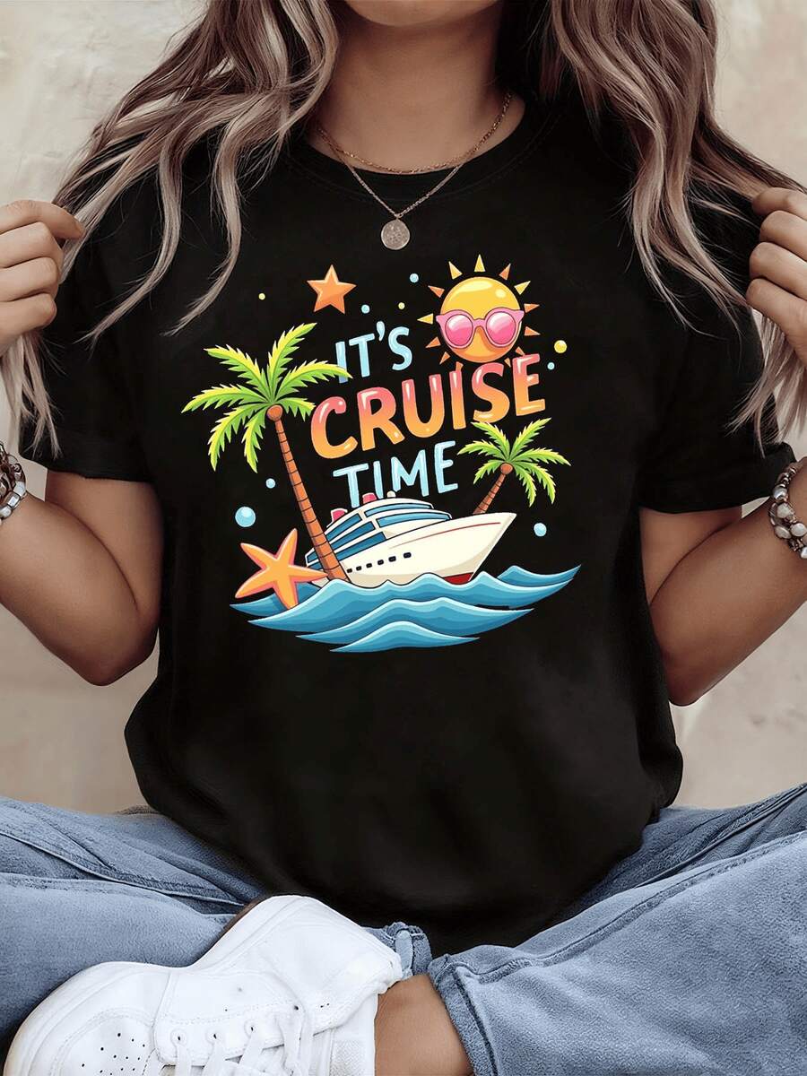 Sol radiante con gafas sobre un cielo tropical acompañado de palmeras mar barco y estrella marina evocando vacaciones y libertad camiseta de mujer casual divertida ideal para verano y playa - Negro - Ver 1