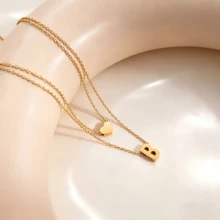 Delicado collar con colgante de letras y corazón en capas, cadena minimalista y apilable - Dorado - Ver 4