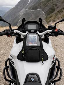 Magnetic Motorcycle Tank Bag, Universal Motorcycle Storage Bag, Waterproof Design, Dedicated Phone Pocket, Sturdy And Secure, Capacity Meets Travel Needs, Suitable For Motorcycle Commuting | Motorcycle Accessories - A - View 7