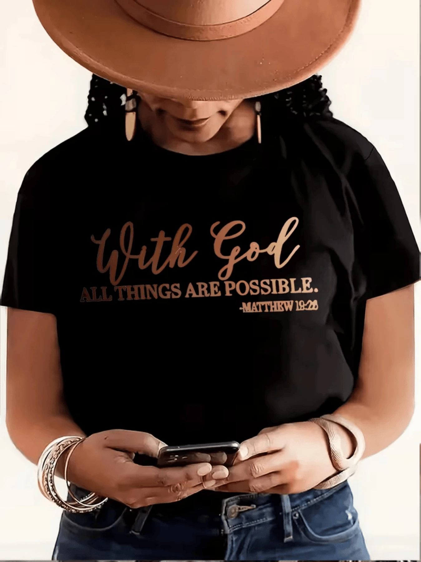 Frase motivadora que expresa fe y confianza en que con la ayuda divina nada es imposible inspirando esperanza y fortaleza interior camiseta de mujer casual cómoda para uso diario - Negro - Ver 1