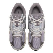Nike V5 RNR 男士低帮休闲跑步鞋，舒适耐穿，减震耐磨，透气支撑，回弹力强，灰色 - 灰色 - 查看 6