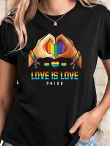 Hands Forming A Heart With Rainbow Colors Symbolizing Diversity, Pride And Equality, Universal Love, Respect And Unity Among People. Casual, Comfortable And Modern Women's T-Shirt For Everyday Wear. - 黑色 - 查看 6