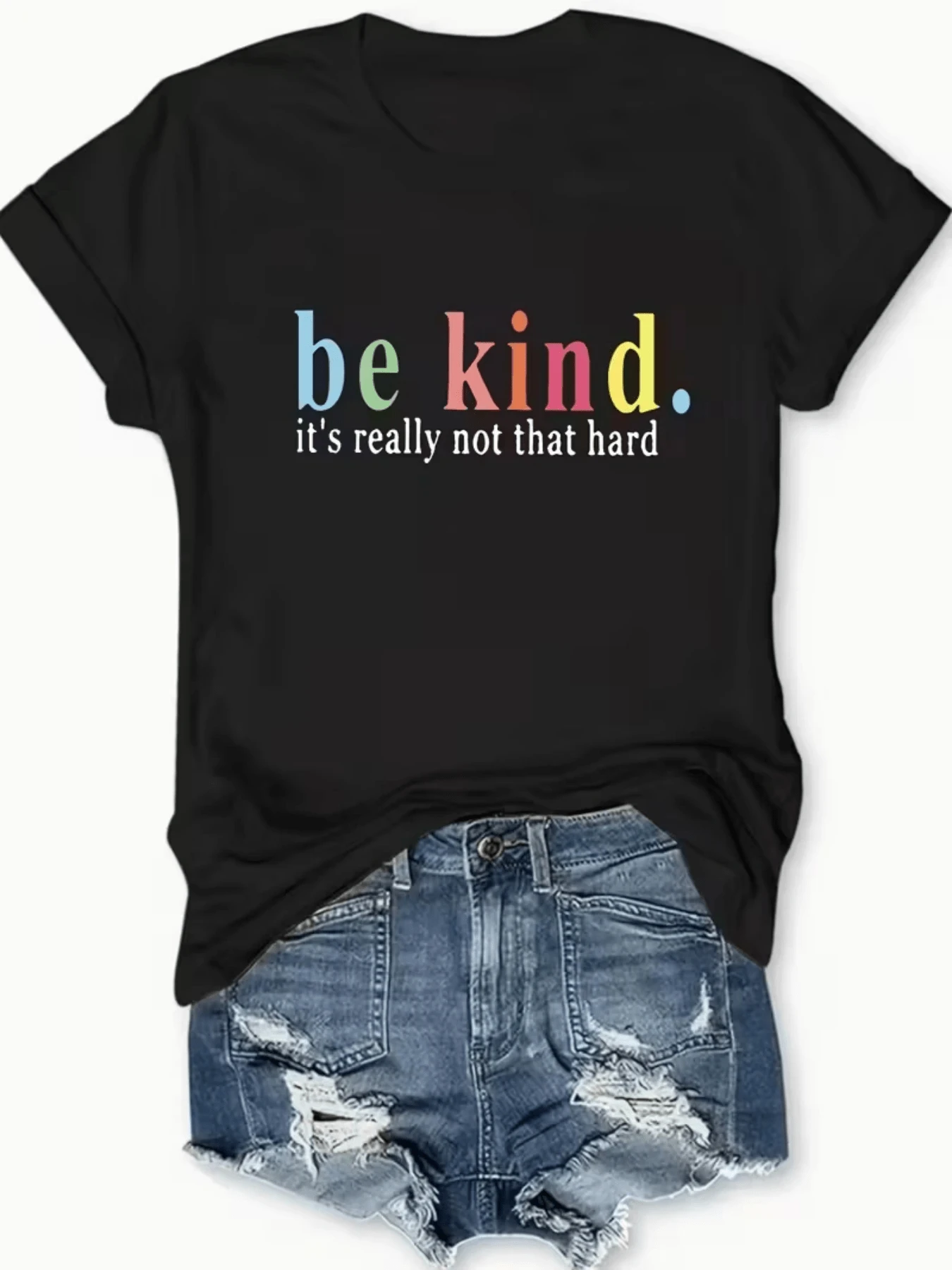 Palabras inspiradoras de amabilidad que transmiten empatía y un recordatorio positivo para actuar con compasión cada día crean una conexión emocional única camiseta de mujer casual moderna y cómoda para uso diario - Negro - Ver 1