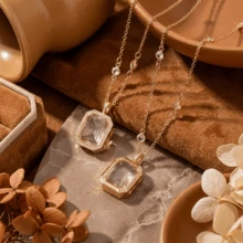 1 chiếc dây chuyền mặt hình cỏ bốn lá và ngôi sao năm cánh thời trang, mạ vàng 18K, đính đá Zirconia, chống thấm nước và mồ hôi, tôn lên vẻ quyến rũ nữ tính, trang sức dành cho nữ. - Nhiều màu - Xem 11