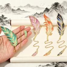 Thẻ đánh dấu sách bằng kim loại hình lông vũ chuyển màu, đựng trong hộp quà - Thiết kế rỗng tráng men với mặt dây chuyền hình móc khóa, món quà hoàn hảo cho người yêu sách. - lông vũ - Xem 5