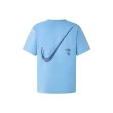Nike HYVERSE AS M NK DF GFX SS TOP Crew Neck Pullover Versatile Short-Sleeve T-Shirt For Men - 藍色 - 查看 2