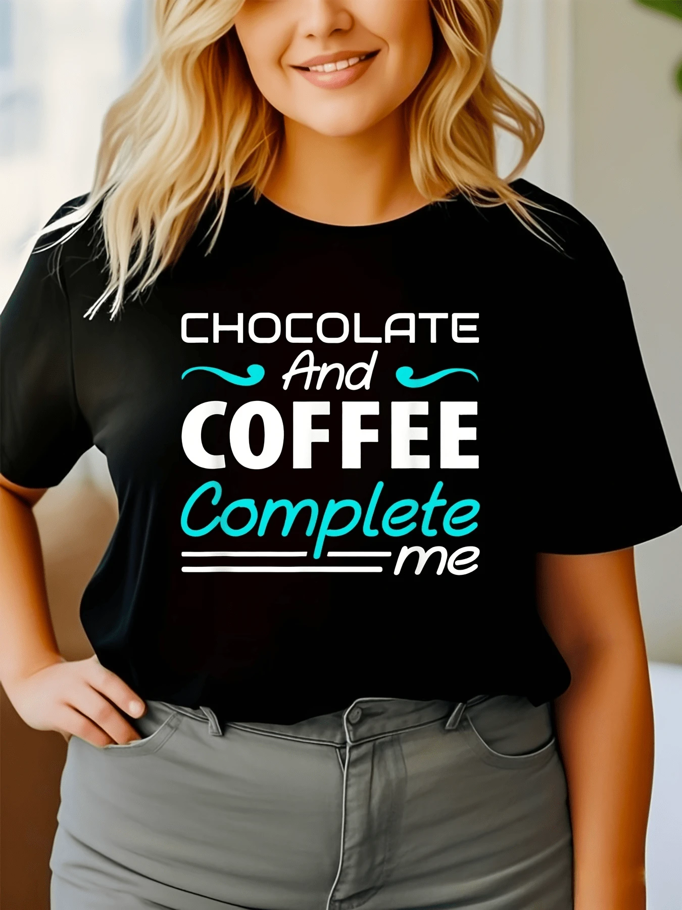 Texto alegre que combina la pasión por el chocolate y el aroma del café representando energía dulzura y unión perfecta para mujeres modernas camiseta de mujer casual cómoda y atractiva - Negro - Ver 1