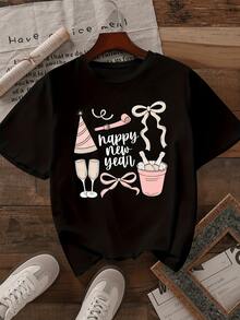 Sombrero festivo con copas de brindis lazos y confeti que transmiten alegría esperanza y celebración del nuevo comienzo del año camiseta de mujer casual moderna cómoda para fiestas - Negro - Ver 1