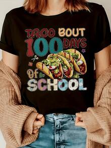 Tacos coloridos celebrando cien días de clases con letras alegres y detalles mexicanos que transmiten diversión y energía positiva camiseta de mujer casual moderna para evento escolar o regalo divertido - Negro - Ver 1