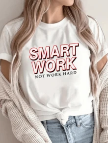 Frase inspiradora que motiva a trabajar con inteligencia y actitud positiva resaltando la importancia del esfuerzo consciente camiseta de mujer casual moderna cómoda para uso diario - Blanco - Ver 6