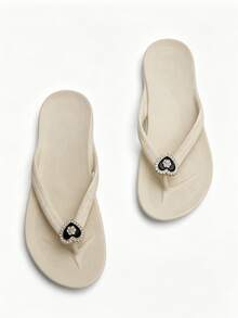 Unisex Flip Flops With Arch Support, Solid Color Beach/Home Slippers, Suitable For Spring, Summer, Autumn - White - Heart-shaped Shoe Flowers - View 11