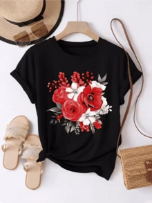 Bouquet Of Red And White Flowers Symbolizing Love, Joy, And Vital Energy With Green Leaves Representing Freshness And Balance. Casual, Comfortable, And Modern Women's T-Shirt For Everyday Wear. - 黑色 - 查看 1