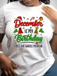 Christmas Decoration With Santa Hat, Birthday Cake, Candy Cane, Gift, And Holly Leaves Expressing Festive Joy For December-Born Children; Modern Casual Women's T-Shirt - 白色 - 查看 6