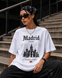 Local Delivery: Women's Oversized White T-Shirt "Madrid Spain", Casual Short Sleeve With Cibeles Palace Print - 白色 - 查看 2