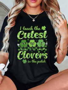 Three Smiling Green Shamrocks Symbolize Good Luck, Joy, And The Fun Spirit Of St. Patrick's Day. This Comfortable Women's T-Shirt Features Inspirational Text And A Casual Style, Making It Ideal For Festive Occasions. - 黑色 - 查看 6
