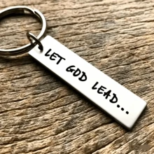 1個 LET GOD LEAD 刻字不鏽鋼鑰匙圈，勵志宗教信仰鑰匙環，給男士女士的精神基督教禮物，耐用日常提醒配件，適用於洗禮、堅信禮或任何場合 - A - 查看 4