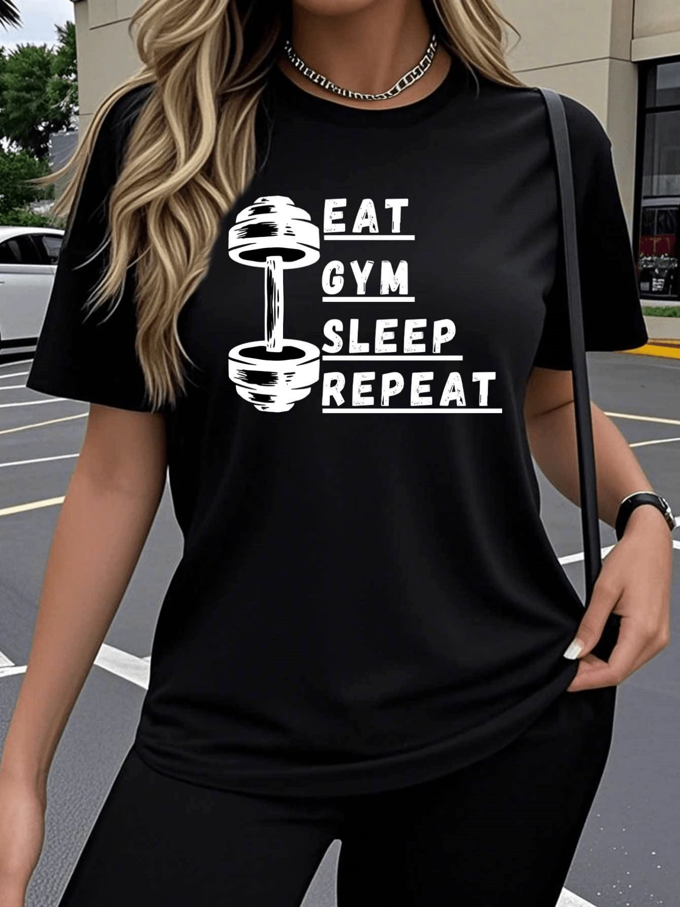 Motivational Phrase Representing The Strength Of An Active Life With Weights And Words That Inspire To Maintain A Healthy Routine And Consistency. Modern Casual Women's T-Shirt For Daily Training. - 黑色 - 查看 1