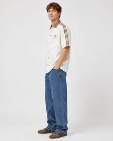 adidas originals x Disney/迪士尼 聯名款 Bowling 時尚百搭寬鬆翻領短袖襯衫 男女同款 白色 - 白色 - 查看 6
