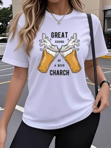 Two Glasses Of Beer Toasting With Foam Celebrate Friendship And The Cheerful Sound Of A Toast Full Of Energy And Fun. Modern Casual Women's T-Shirt For Everyday Wear - 白色 - 查看 6
