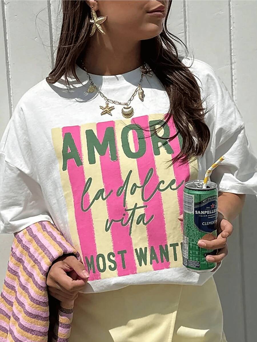 Inspirational Phrases Expressing Love And Joy With Vibrant Colors In Pink And Cream Stripes That Evoke Energy And Optimism. Comfortable, Modern Casual Women's T-Shirt For Summer - 白色 - 查看 1