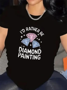 Three Sparkling Diamonds In Shades Of Pink And Blue, Surrounded By Tiny Stars, Evoke A Passion For Art And Creativity, Conveying Positive Energy And Elegance. This Comfortable, Casual Women's T-Shirt Is Perfect For Everyday Wear. - 黑色 - 查看 6