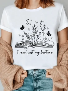 Open Book With Branches Blossoming Under A Crescent Moon, Accompanied By Butterflies And Stars, Symbolizing The Magic Of Nighttime Reading And The Connection With Dreams. Comfortable Casual Women's T-Shirt For Everyday Wear. - 白色 - 查看 1