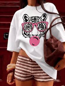 Tigre con actitud divertida usa gafas rosadas y sopla un chicle mostrando fuerza elegancia y estilo urbano moderno ideal para mujeres seguras camiseta de mujer casual cómoda para diario - Blanco - Ver 8